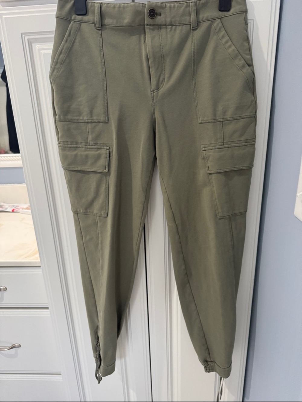 WHBM Olive Cargo Jogger Pants 4L